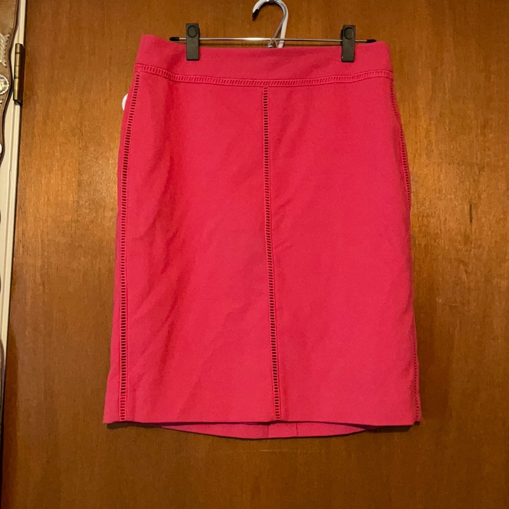 Pink pencil skirt